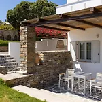 Ξενοδοχείο Roses 2*