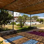 Roses Hotel Páros
