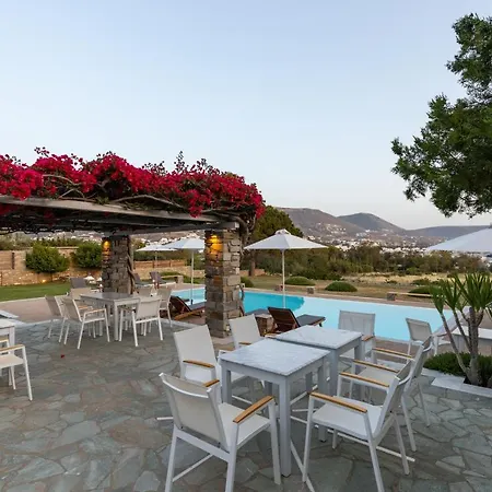 Roses Hotel 2*